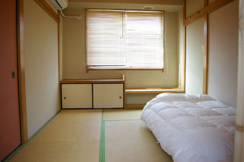 Room 202／和室